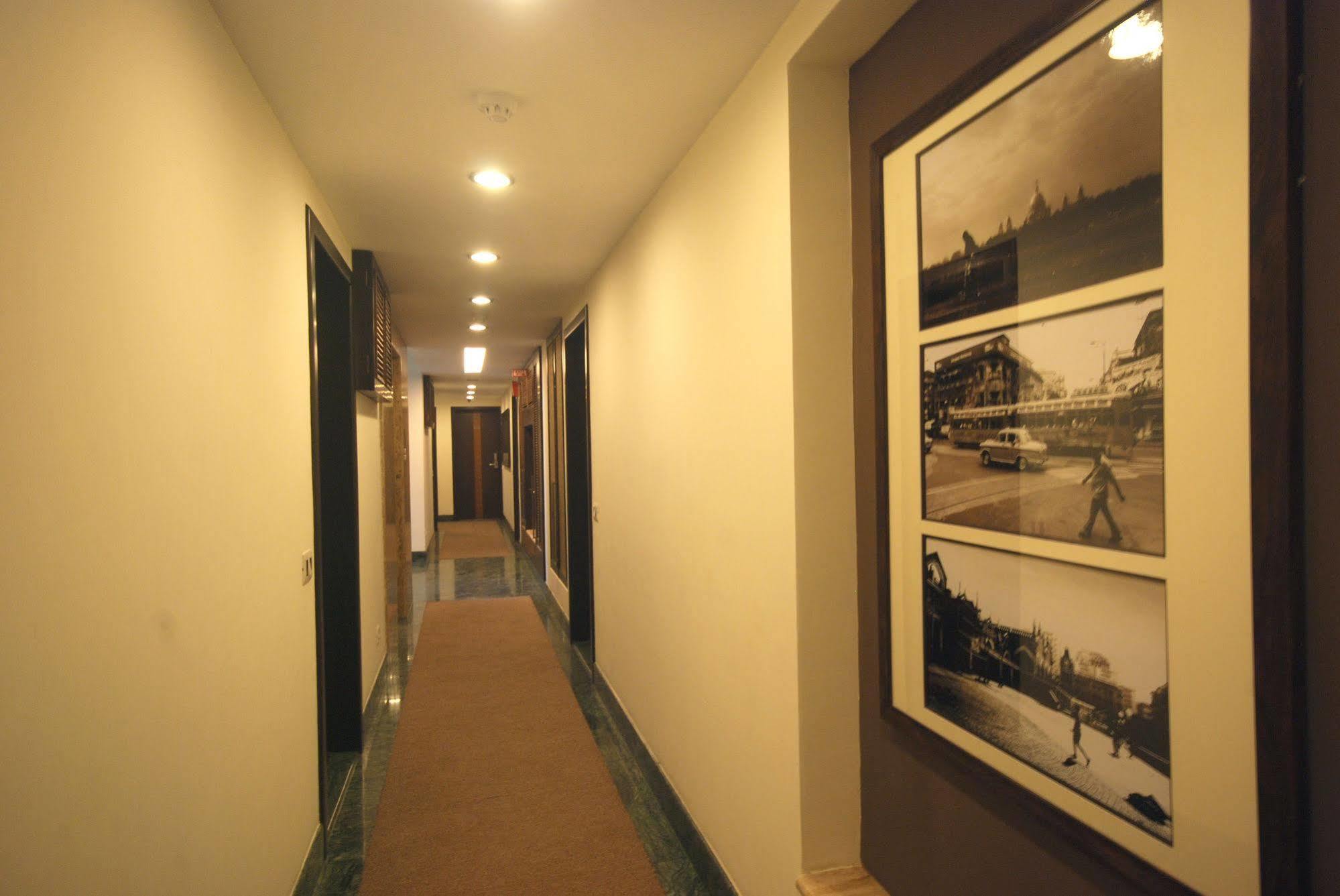 Hotel Metropole Kalkutta Kültér fotó